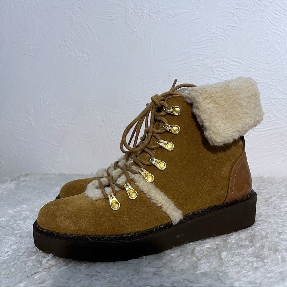 Very Volatile Faux Fur Combat Womens Size 8  Faux Leather Combat Boots Tan